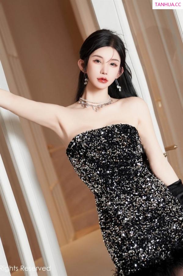 周于希dummy  [XiuRen]高清写真图 2023.05.19 No.6771 周于希Sally 美臀黑丝第13张图片